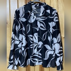 Willow Ridge black and white sheer tropical pattern long sleeve blouse s…